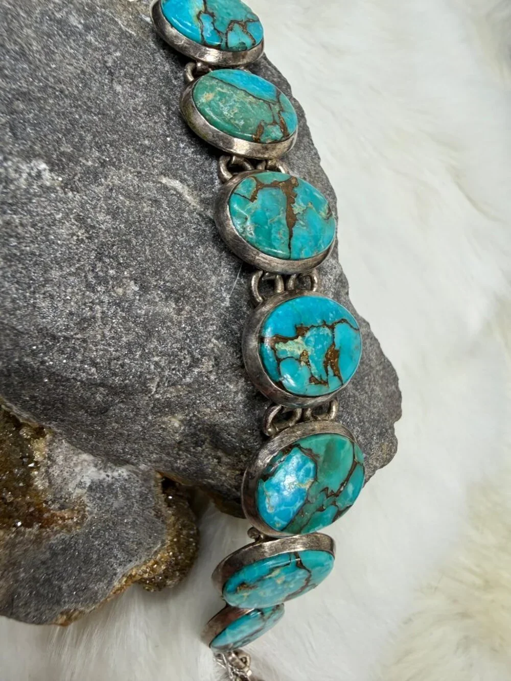 Sterling Silver & Oval Turquoise Stone Link Bracelet Toggle & Magnetic Clasp